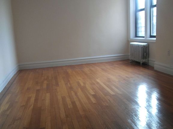 5th image of 12 Seaman Ave APT 1L