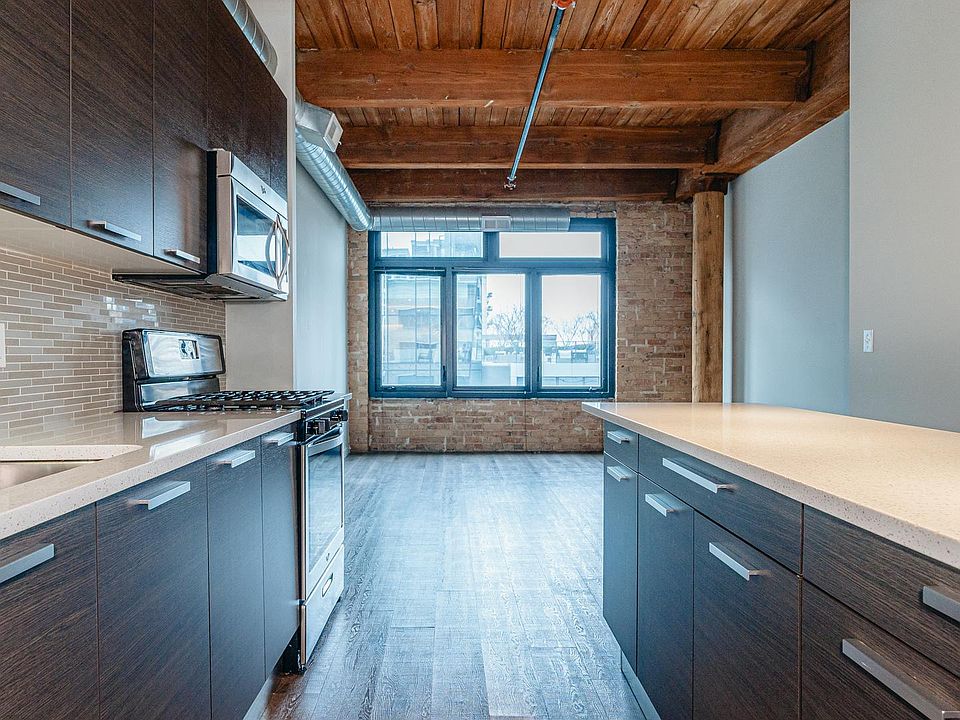 1st image of 1323 S Michigan Ave #702