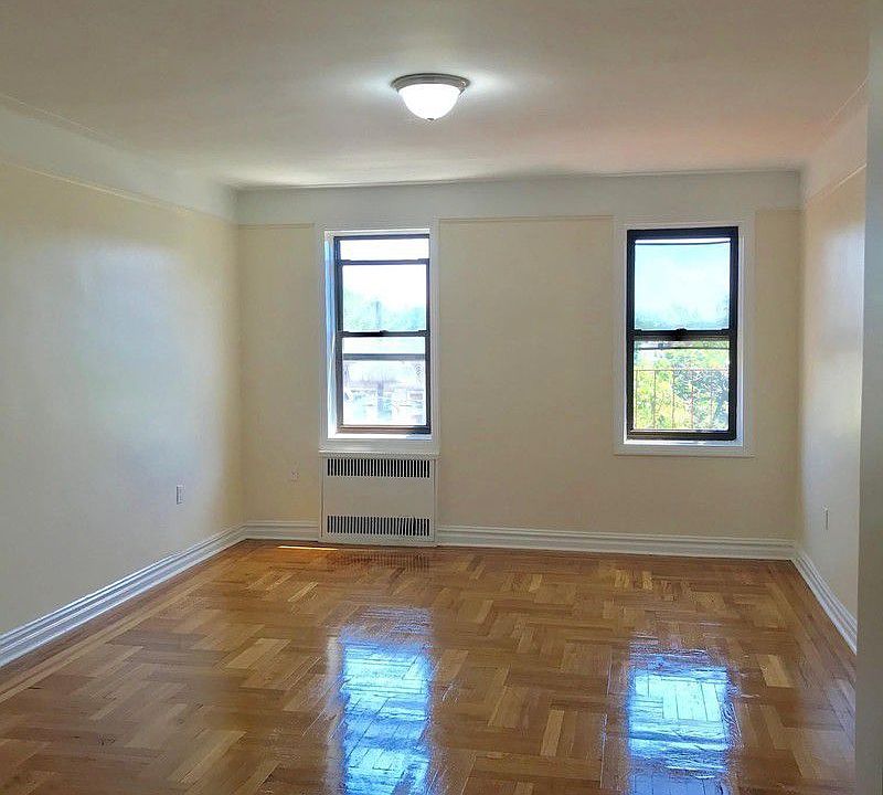 1st image of 2249 E 21st St APT 3D