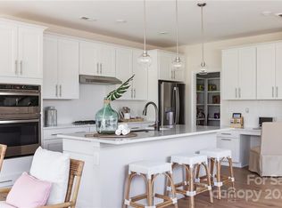 923 Kinsey Aly, Charlotte, NC