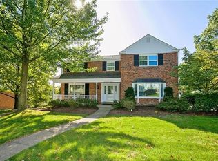 330 Braddsley Dr, Pittsburgh, PA 15235