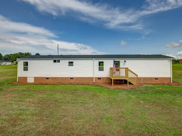2043 Spencer Creek Rd, Campobello, SC 29322