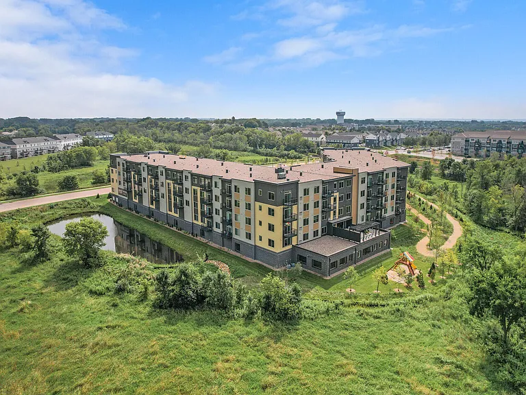 Fenview Flats — Photo 11