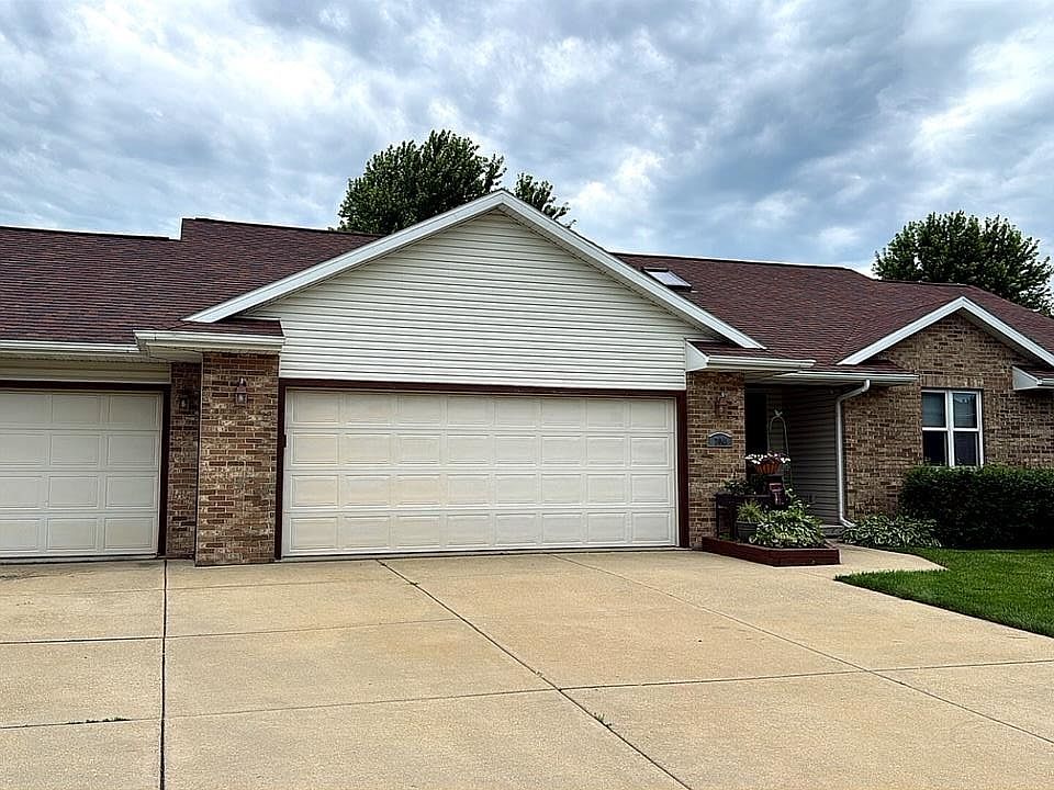 1st image of 704 Augusta Dr