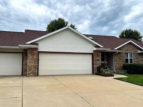 704 Augusta Dr, Waunakee, WI 53597