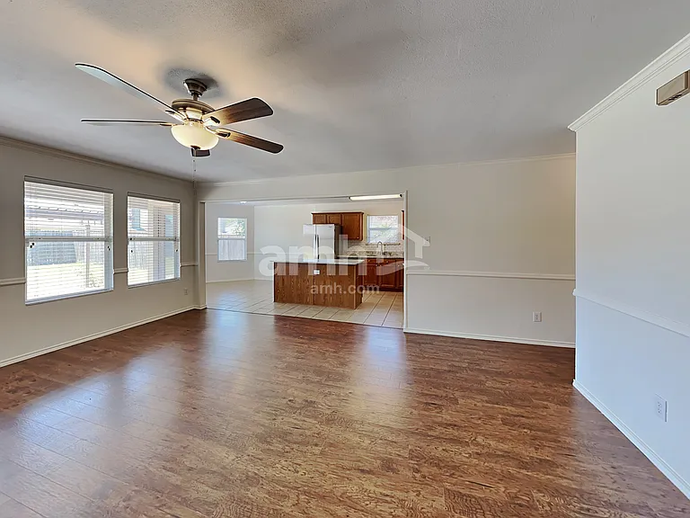 9921 Thomas Jefferson Dr — Photo 6