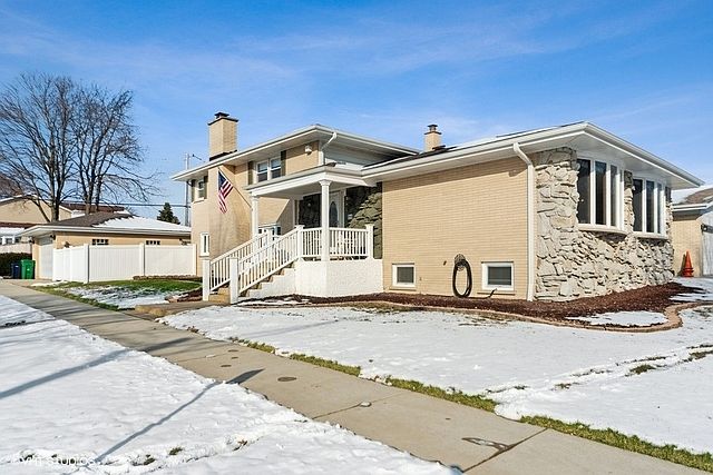 1st image of 2858 Sunnyside Ave