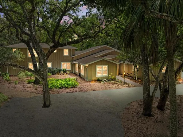 3705 62nd St E, Bradenton, FL 34208