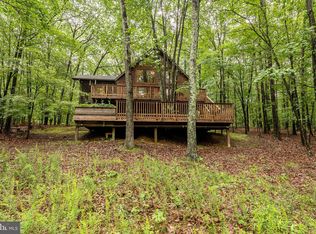 359 Hickory Hollow Rd, Berkeley Springs, WV 25411