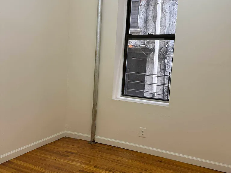 532 W 152nd St #4 — Photo 4