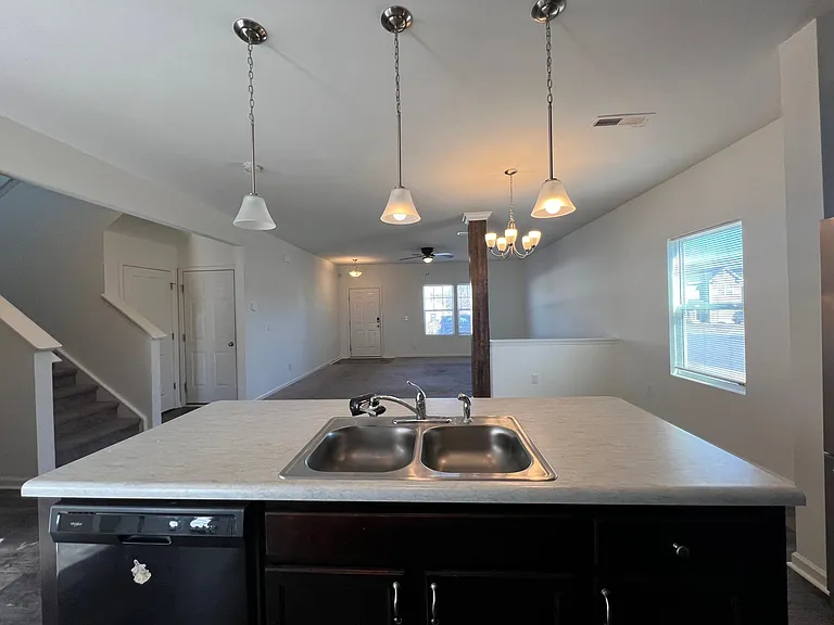 603 Falls Ln — Photo 7