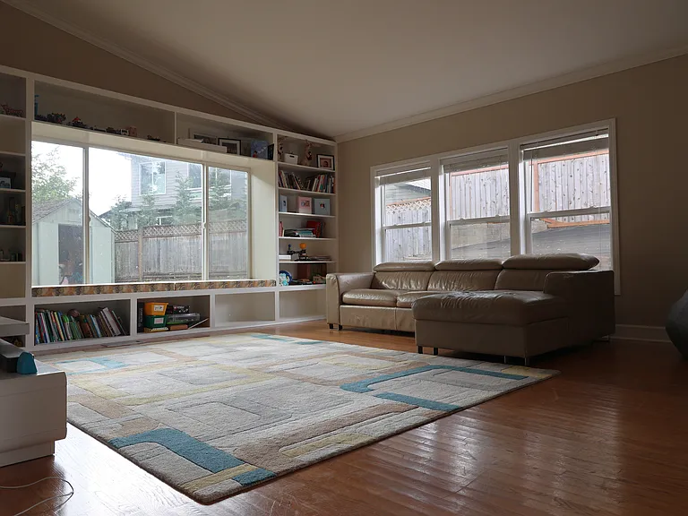 15828 SE 5th Pl — Photo 7
