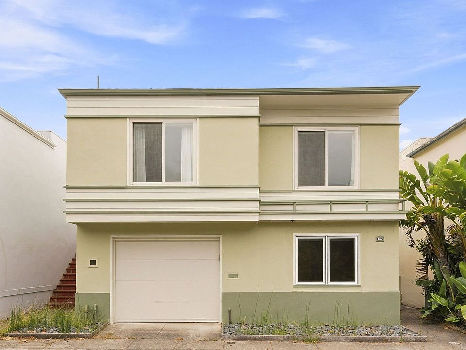 1st image of 167 Skyview Way