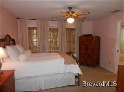 5th image of 585 Shadow Wood Ln #114