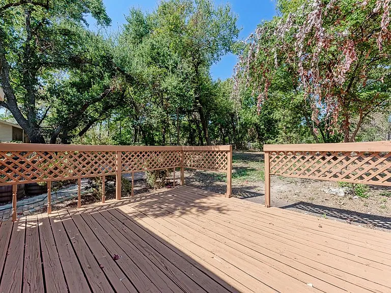 6300 Betty Cook Dr — Photo 36