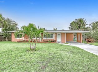 693 Bermuda Rd, Cocoa Beach, FL 32931