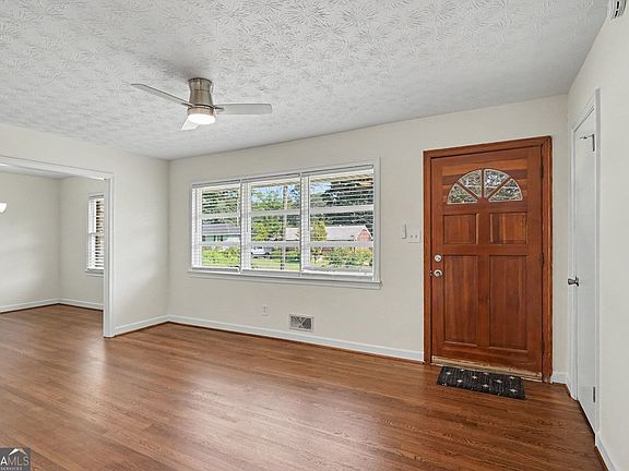 5th image of 1113 S Parkwood Dr