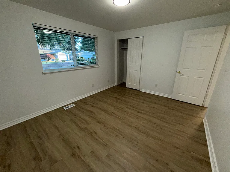 8554 NE 137th Pl — Photo 13