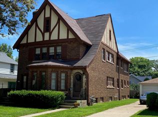 5011 W Wells St, Milwaukee, WI 53208