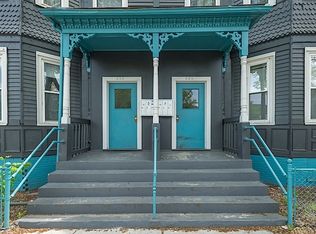 220 Prospect St #1, Cambridge, MA 02139