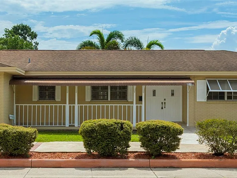 4701 N Habana Ave — Photo 1