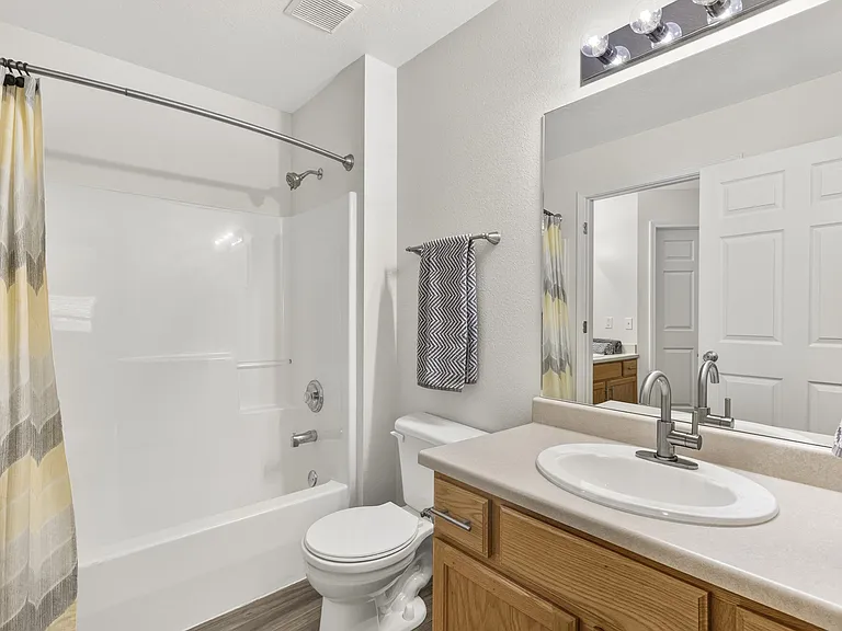 Eagles Landing Apartments — Photo 50