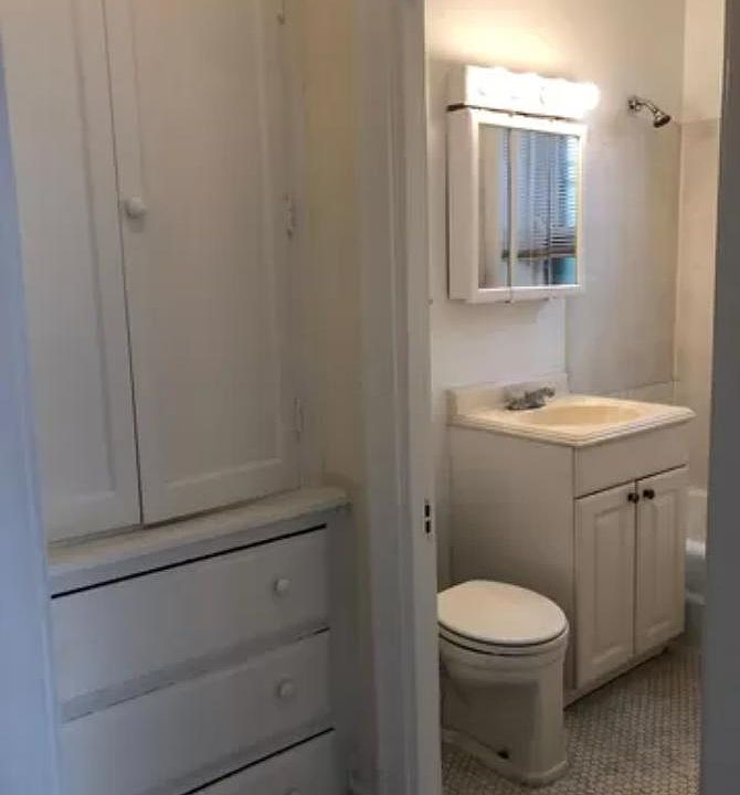 1st image of 4539 N Paulina St