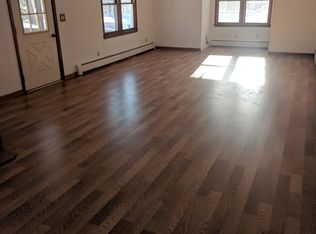 11 Mill St, Branchville, NJ 07826