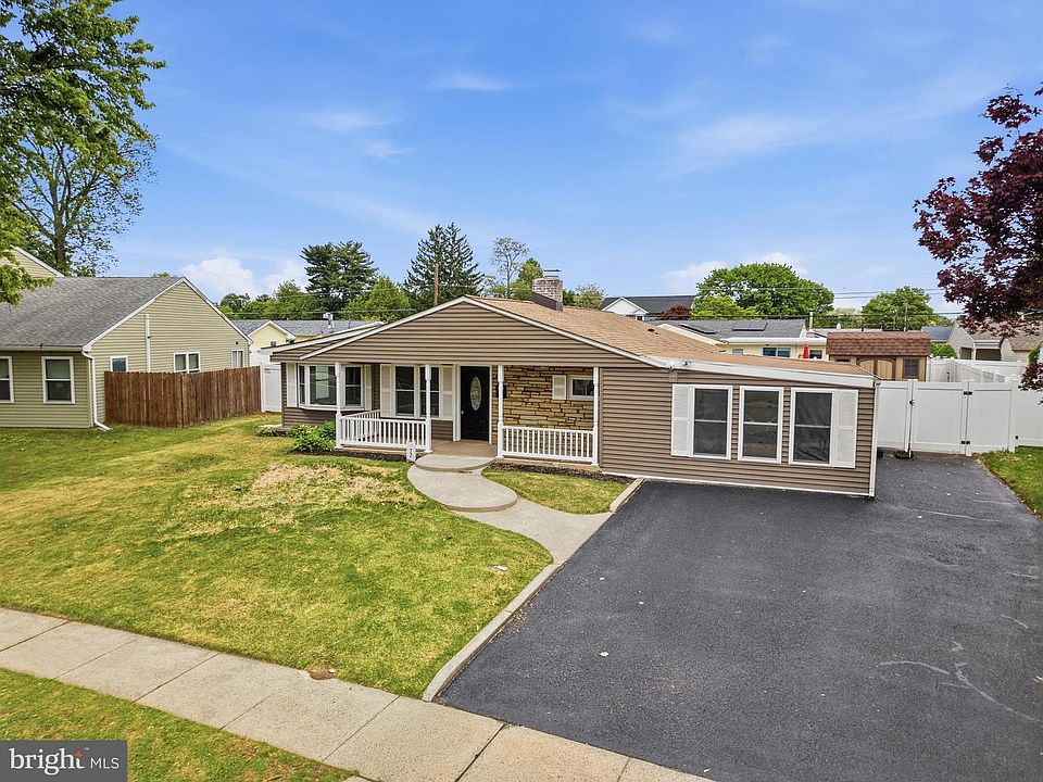 1st image of 72 Lavender Ln