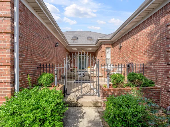 3233 Marston Pl, Lexington, KY 40503