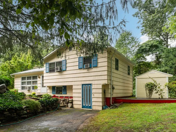 19 Wildwood Park Road, Clinton, CT 06413