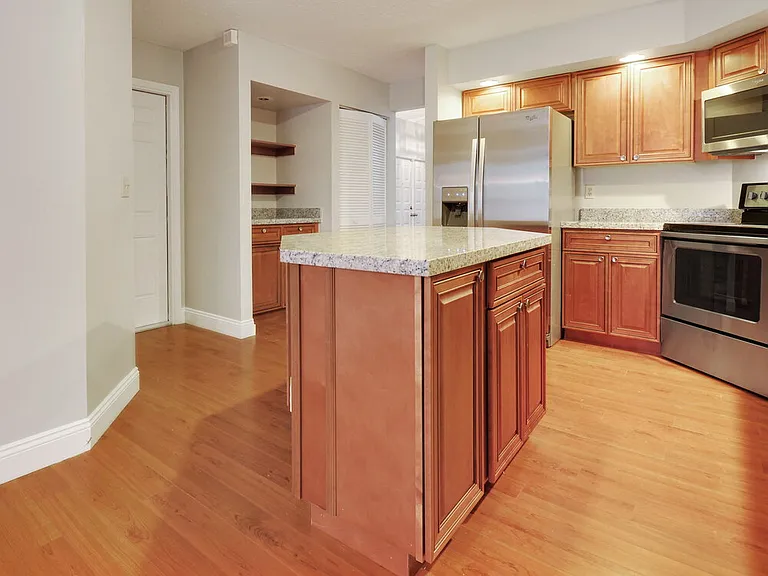 13515 Northumberland Cir — Photo 5