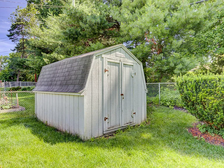 1724 Northgate Rd — Photo 26