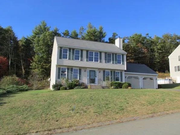 18 Bear Path Ln, Hudson, NH 03051