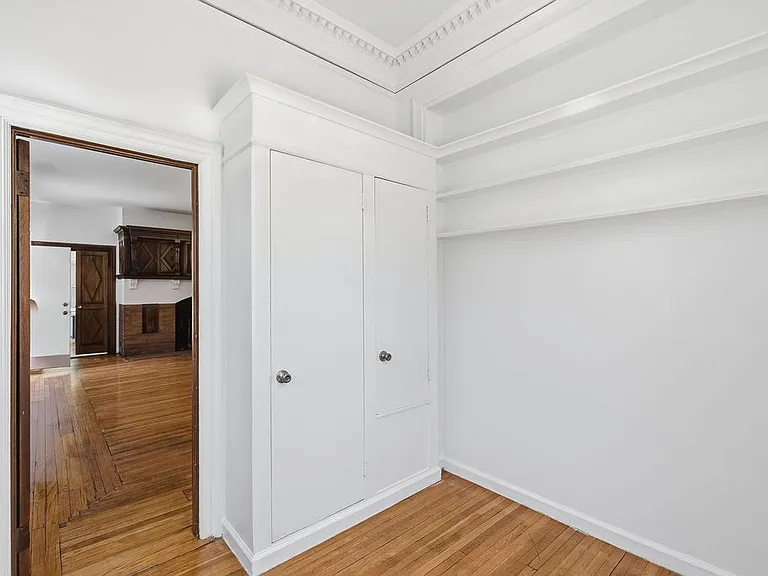 111 N Broadway #A — Photo 32