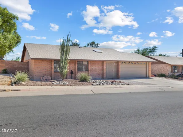 3373 W Treeline Dr, Tucson, AZ 85741