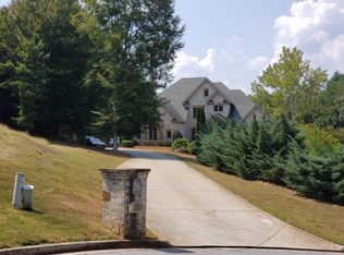 425 Wynns Way SW, Atlanta, GA 30331