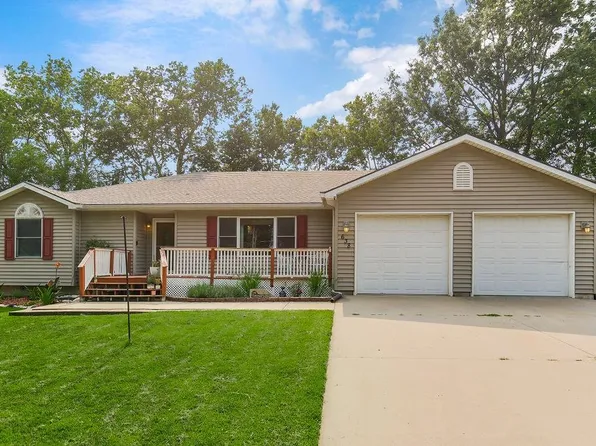 638 N Spruce St, Ottawa, KS 66067