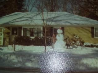 15 Catherine St, Dudley, MA 01571