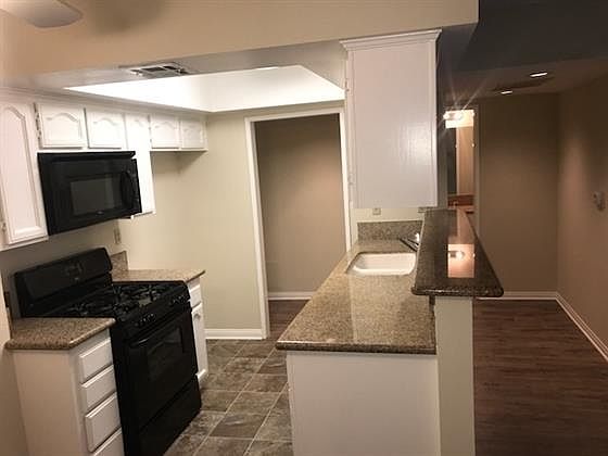 4th image of 245 W Tujunga Ave APT 114