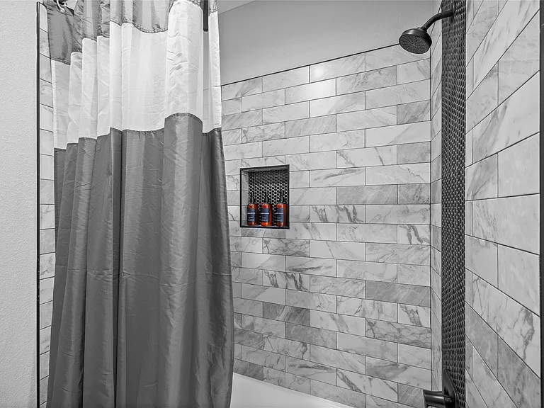 7418 Mount St — Photo 17