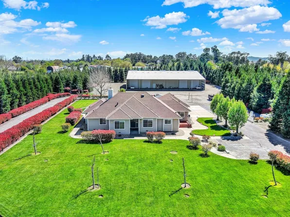 5050 Melissa Lane, Vacaville, CA 95688