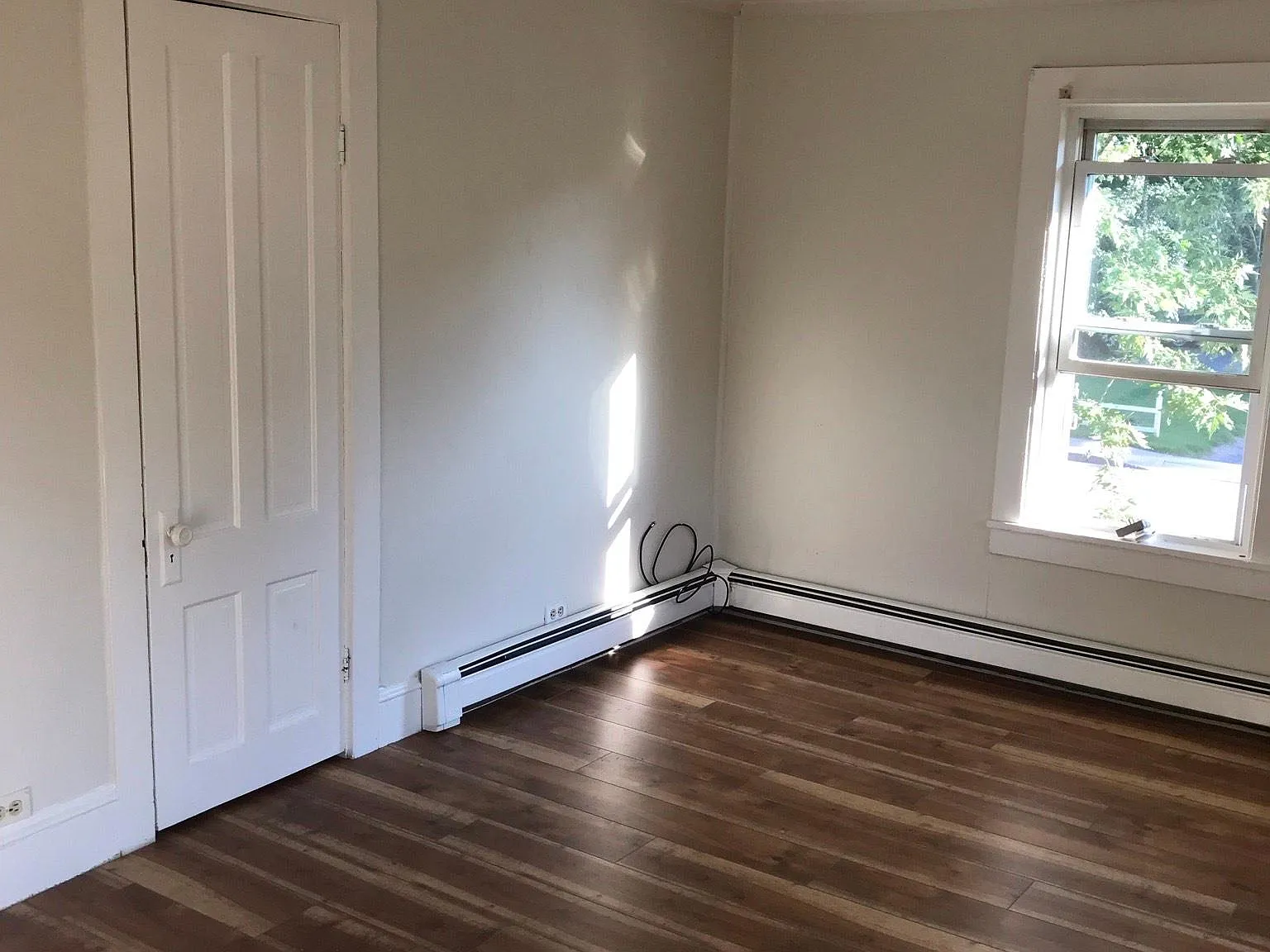 30 Maple St — Photo 2