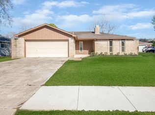 11655 Sagewind Dr, Houston, TX 77089