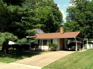 7915 Donelson St, Alexandria, VA 22309