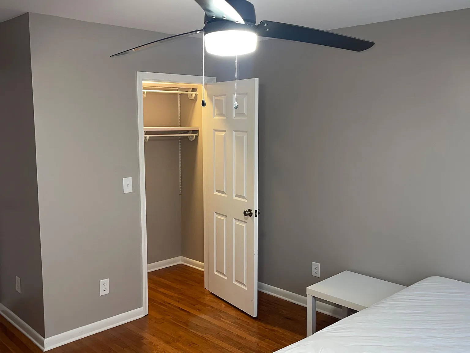 4 bed, 2.0 bath, 1481 sqft, $1,321 — Photo 2