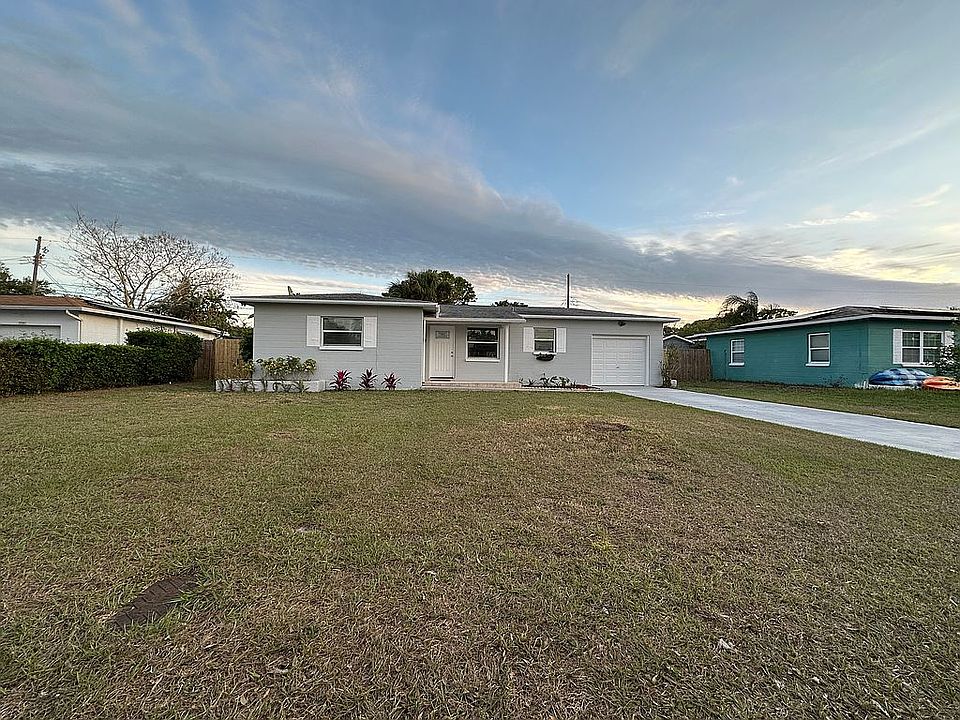 2nd image of 3600 25th Ave N