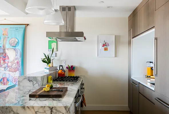 Rented by Compass | media 9