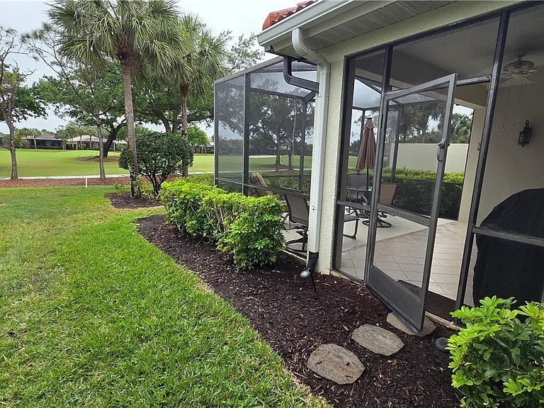 9305 Aviano Dr — Photo 14