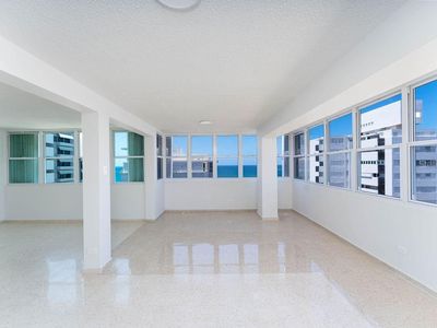 Kings Court Ashford Park #54-12B, San Juan, PR, 00907